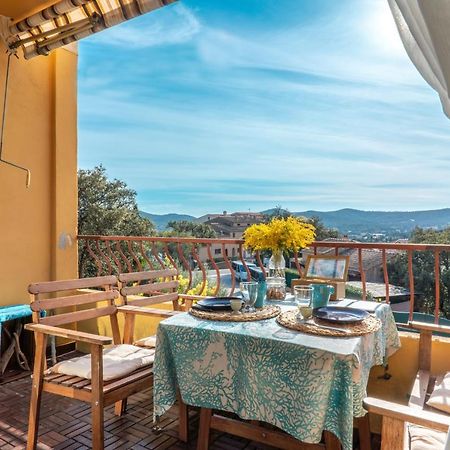 L'Odyssee Provencale, Un Duplex De Charme De 2 Chambres Au Pied Du Village Medieval De Bormes-Les-Mimosas, Offrant Des Prestations Haut De Gamme Et Une Superbe Vue Sur Le Massif Des Maures מראה חיצוני תמונה