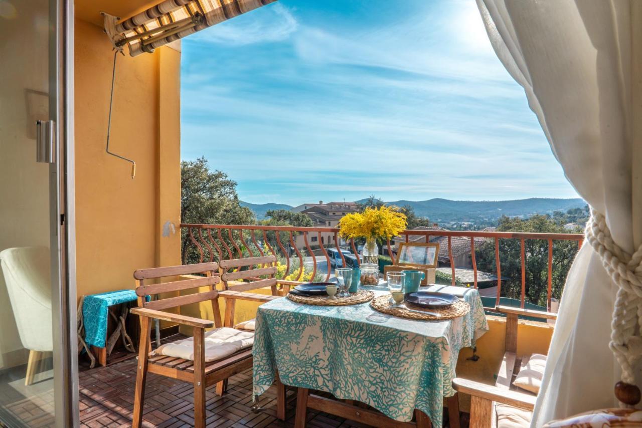 L'Odyssee Provencale, Un Duplex De Charme De 2 Chambres Au Pied Du Village Medieval De Bormes-Les-Mimosas, Offrant Des Prestations Haut De Gamme Et Une Superbe Vue Sur Le Massif Des Maures מראה חיצוני תמונה