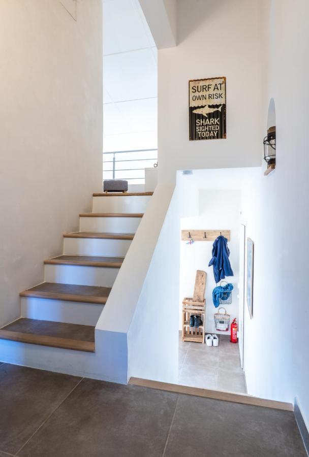 L'Odyssee Provencale, Un Duplex De Charme De 2 Chambres Au Pied Du Village Medieval De Bormes-Les-Mimosas, Offrant Des Prestations Haut De Gamme Et Une Superbe Vue Sur Le Massif Des Maures מראה חיצוני תמונה